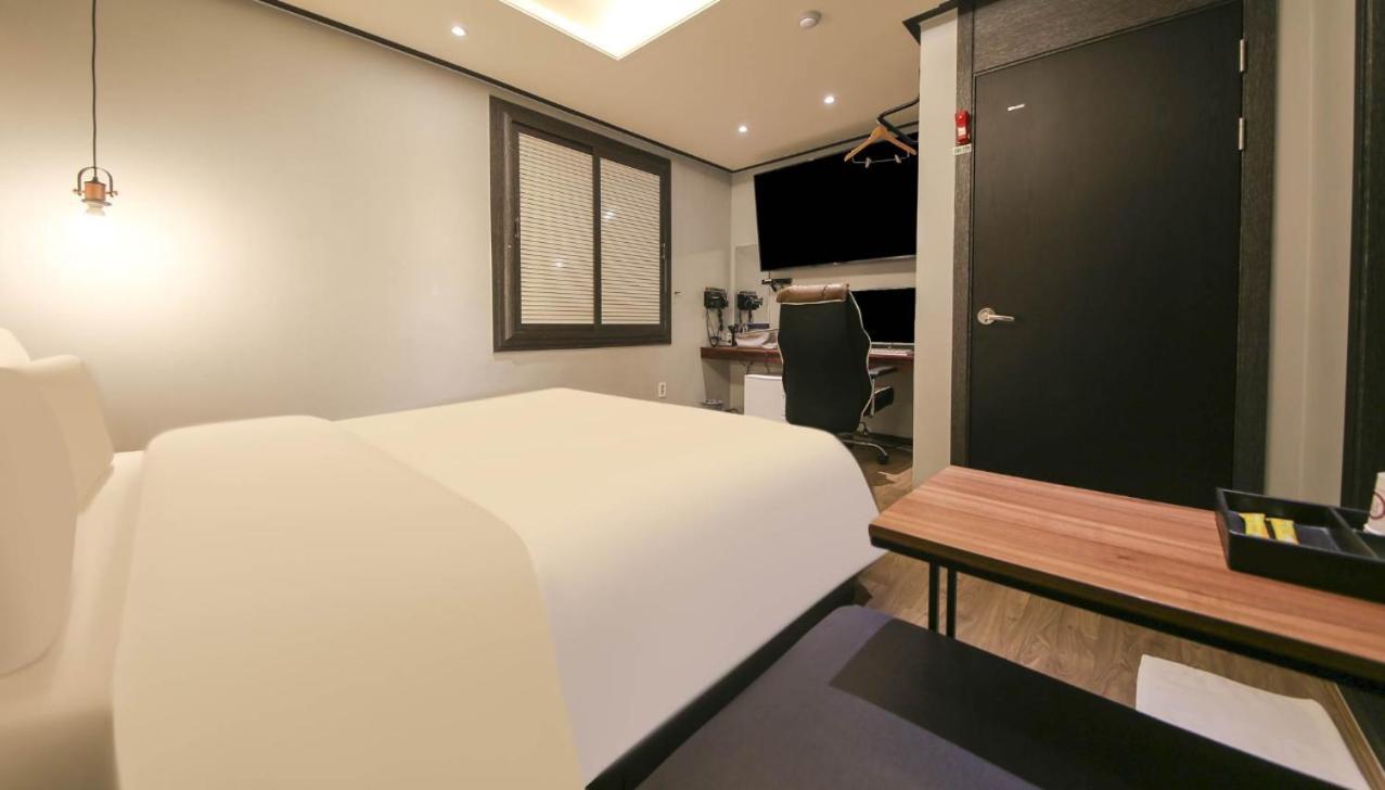 Hotel Parfe Cheonan Dış mekan fotoğraf